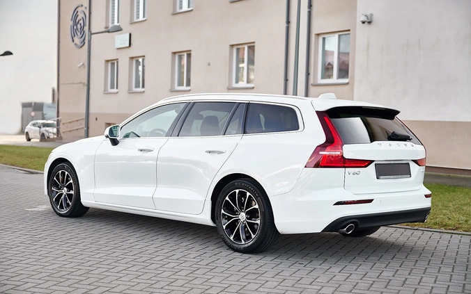 Volvo V60 cena 77900 przebieg: 180000, rok produkcji 2018 z Płock małe 781